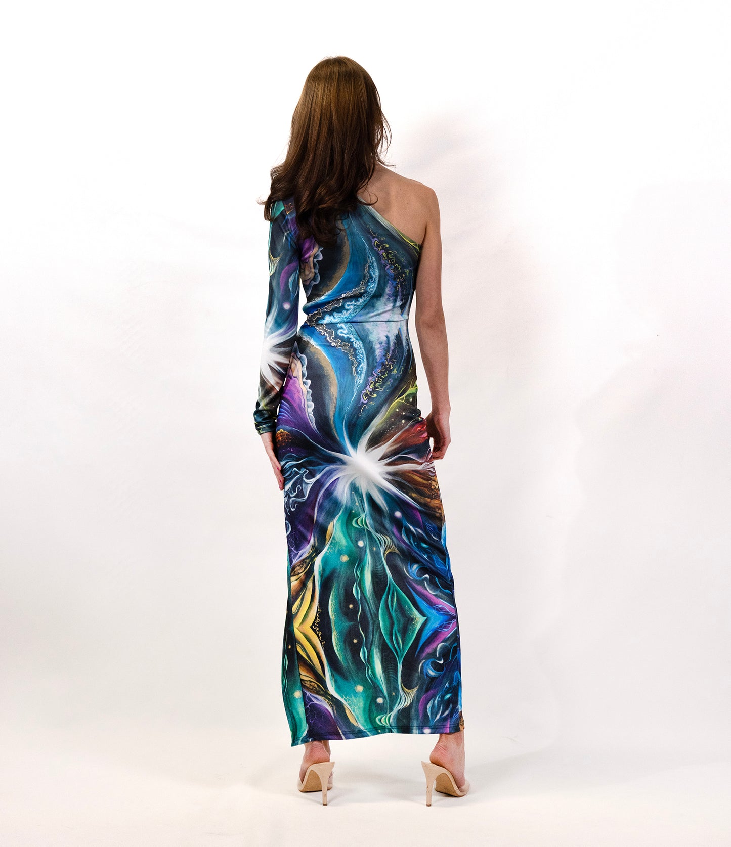 Perceiving One-Sleeve Gown